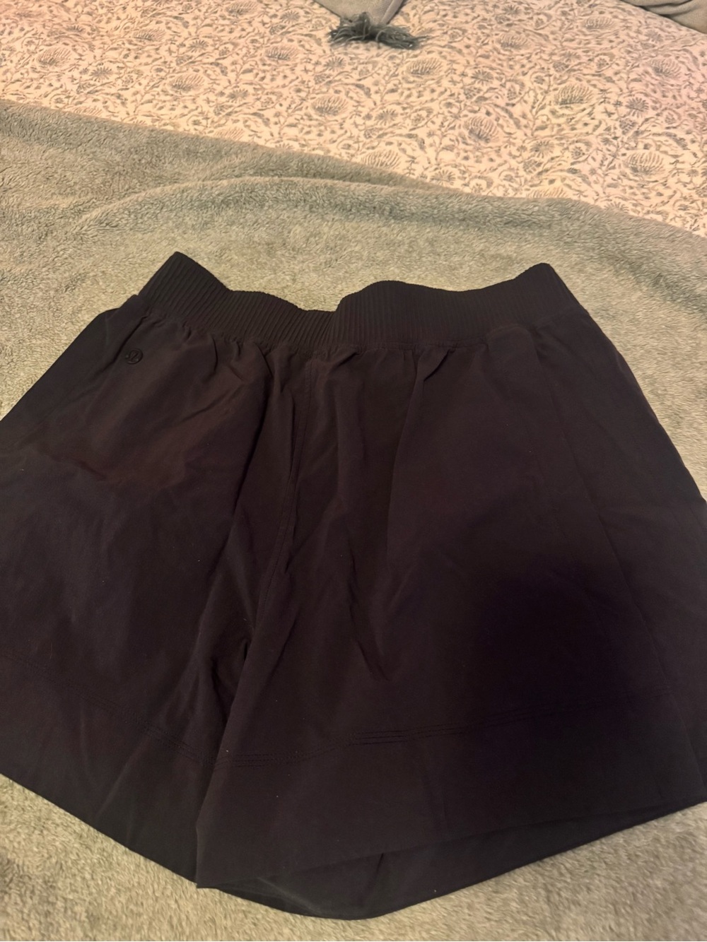 lululemon athletica Black High-Rise Stretch Woven Shorts - Picture 5 of 5